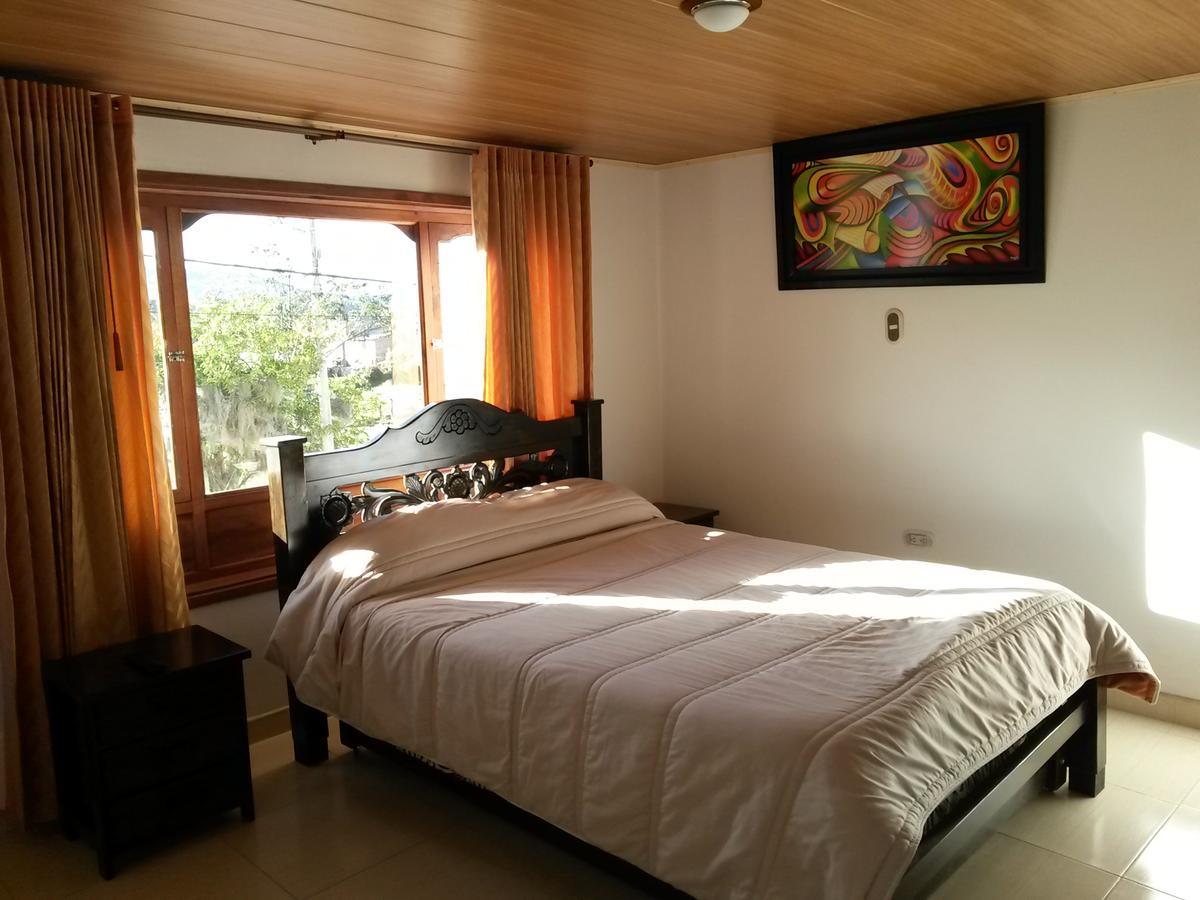 Hospedaje El Mirador Iza Luaran gambar